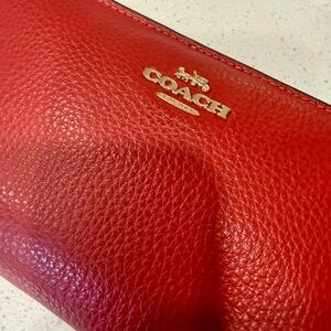 Coach Scarlet Textured Leather Clutch